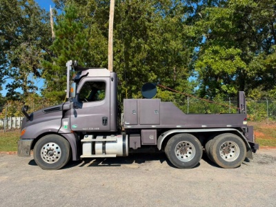 2019 Freightliner Cascadia Mobile Truck Mover
