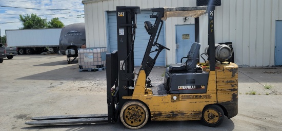 Caterpillar CAT Model GC 25 Forklift Fork Truck