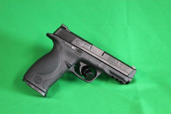 SMITH & WESSON M&P 40, SN#HSF9425, 40SW