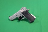 SMITH &WESSON, MODEL 4006, SN#TFD1292, .40S&W