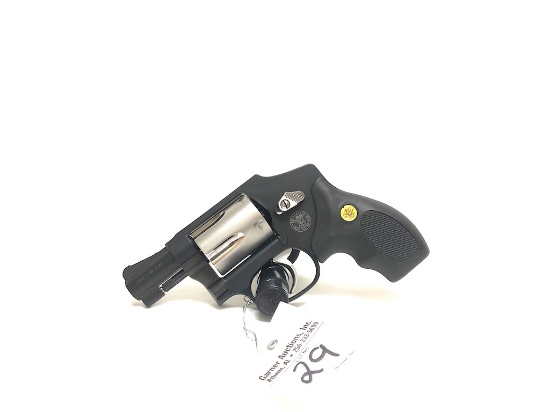 Smith & Wesson M442-1, 38 Special+p, 5 Shot Revolver, Sn#cyz1592