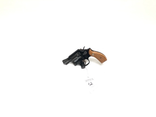 Smith & Wesson Model 12-3 Airweight, .38 special Revolver SN# 12D7373