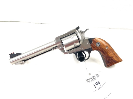 Ruger, New Model Super Blackhawk, SN# 87-29200, .44 mag, S/A Revolver