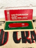 SWISS ARMY KNIFE IN BOX
