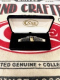 CASE XX 4 BLADE COLLECTORS SERIES IN DISPLAY CASE