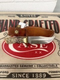 SCHRADE UNCLE HENRY FIXED BLADE KNIFE W/ LEATHER SHEATH