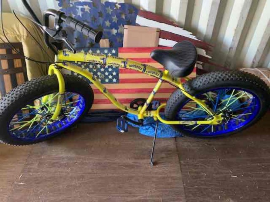 Twisted Tea Branded Shimano Beach Bicycle. Revo Shift 7-speed w/Panaracer Fat B Nimble tires. Used