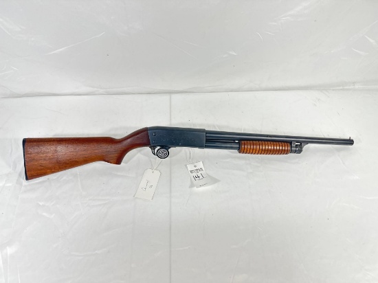 Ithaca 37 Featherlite SN# 371599001 12GA Pump Action...Shotgun