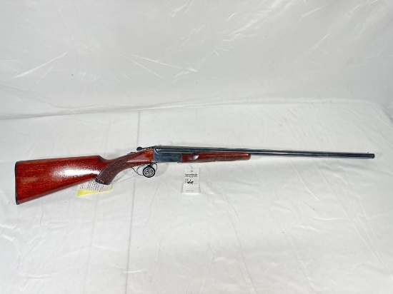 Stoeger Uplander SN# 365710 20GA SxS Shotgun. There is a crack in the stock.