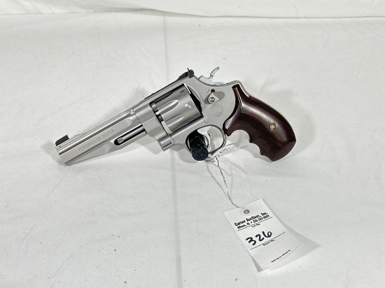 Smith & Wesson Performance Center 627-5 8-TIMES SN# BCF1908 .357 MAG 8 Round Revolver SS, 5 Inch