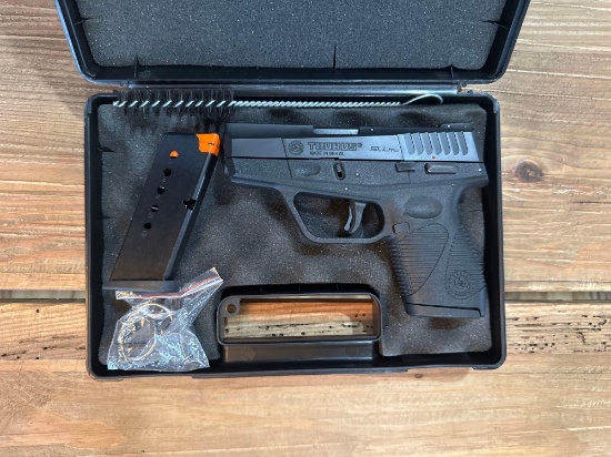 Taurus PT740 SN# SEX45787 .40 Cal S/A Pistol W/ Case and Extra Mag