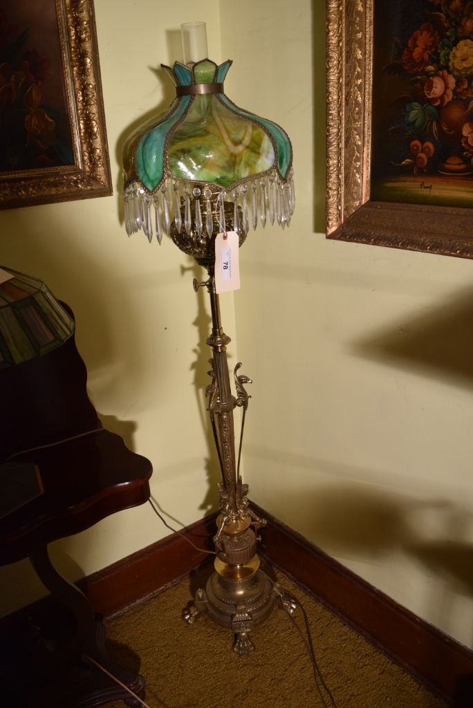 Lot Brass Floor Lamp With Paw Feet And Multiple Green Panel