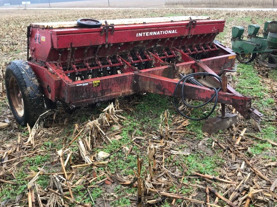 International Harvester 510 Drill