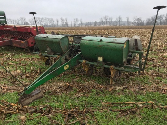 John Deere 494 Planter