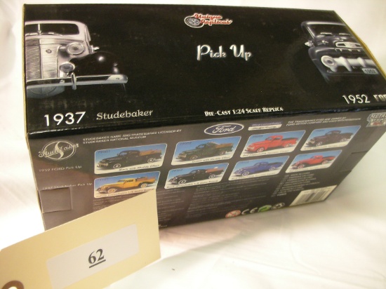 Unique Replicas 1937 Studebaker Pickup 1952 Ford Pickup 1:24 scale #79002