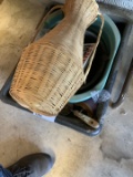 Deep Pan, license plates, wrapper and basket