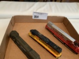 2 HO Scale Engines