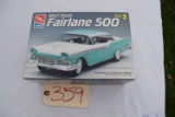 AMT 1957 Ford Fairlane 500 1:25 Model Kit