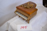 Alabaster Piano Music Box *