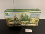 John Deere Train Set, HO Scale