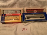 HO Train Cars (Set of 4), Swift Premium Refrigerator Car, Chicago, IL Midland, SP, AHM)