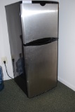 Frigidaire Dorm Style Fridge and Freezer