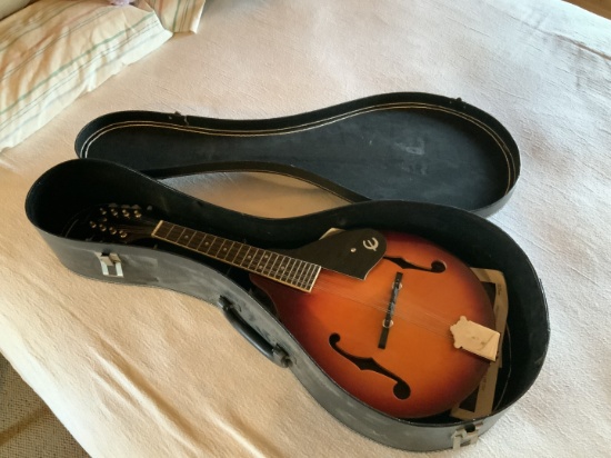Sunburst mandolin w/ case