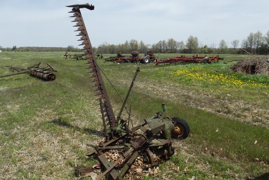 JD drawbar mtd. 7ft. sickle bar mower