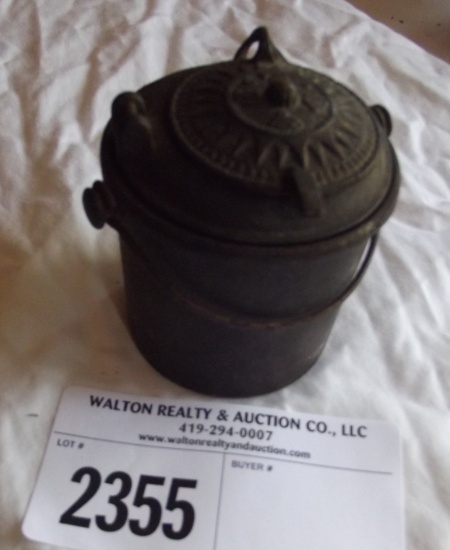 Cast Iron Mini Pot