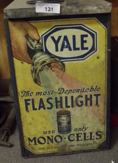 Yale Flashlight Battery Box tin