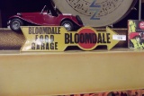 BloomDale Ford Garage Arrow Signs