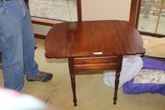 End Table with Drop Leaves