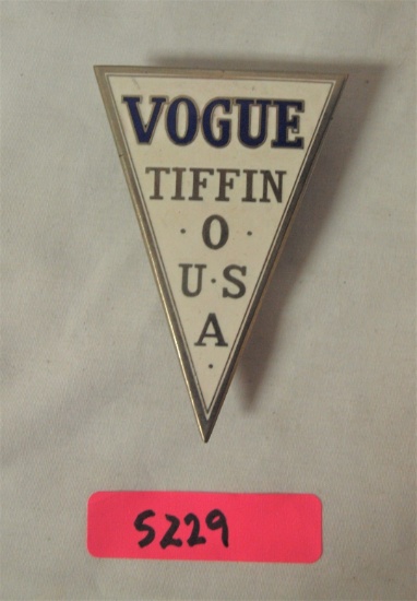 Vouge Radiator Badge â€“ Tiffin