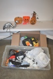 Halloween Decorations & Costumes