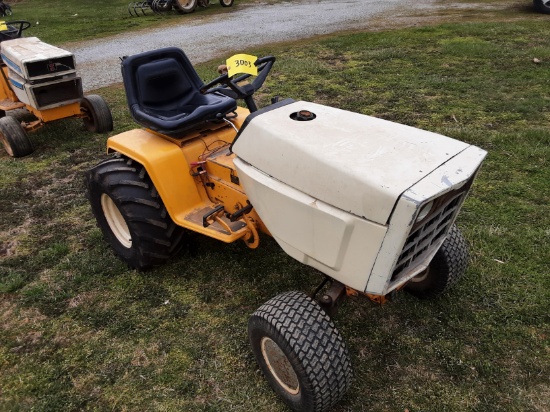 Cub Cadet 1914 Serial #20506040755678 Has Onan Twin Cylinder Engine Hydro 3pt hitch & PTO Cleat tire