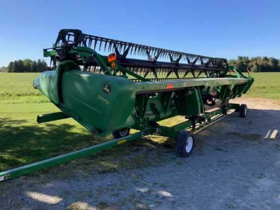 2016 John Deere 630FD Draper Platform