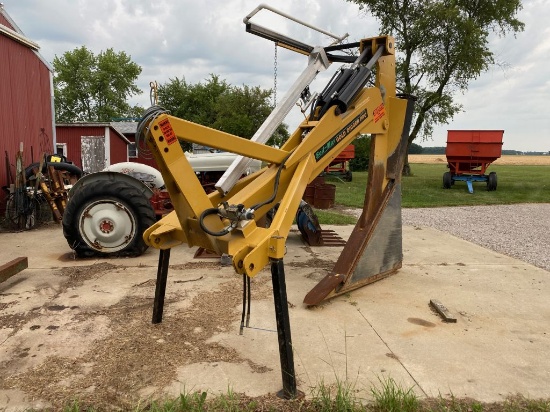 '11 Soil-Max Gold Digger Pro, 4" Boot, Water Level, 3Pt. Hookup, LESS THAN 200 ACRES ON UNIT