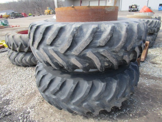 Set of Duals with Rims Goodyear 20.8R38