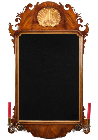 A NICE QUALITY LATE 20TH C. CHIPPENDALE STYLE MIRROR