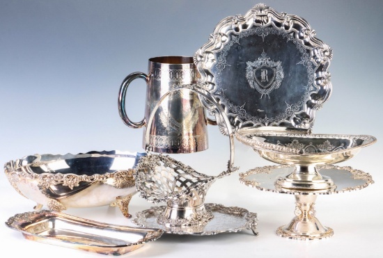 A COLLECTION OF SILVER PLATED HOLLOW WARE