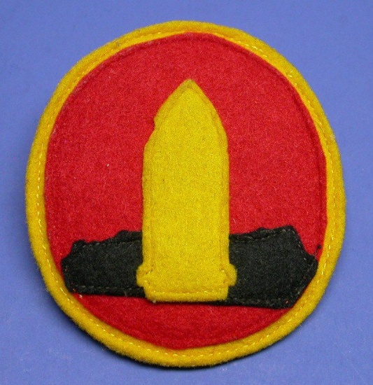 US Army WWII Hawaiian Coastal Artillery Felt Patch (DCE)