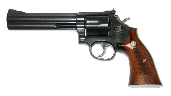 Smith & Wesson Model 686 .357 Magnum Double-Action Revolver - FFL # 2K39388 (A)