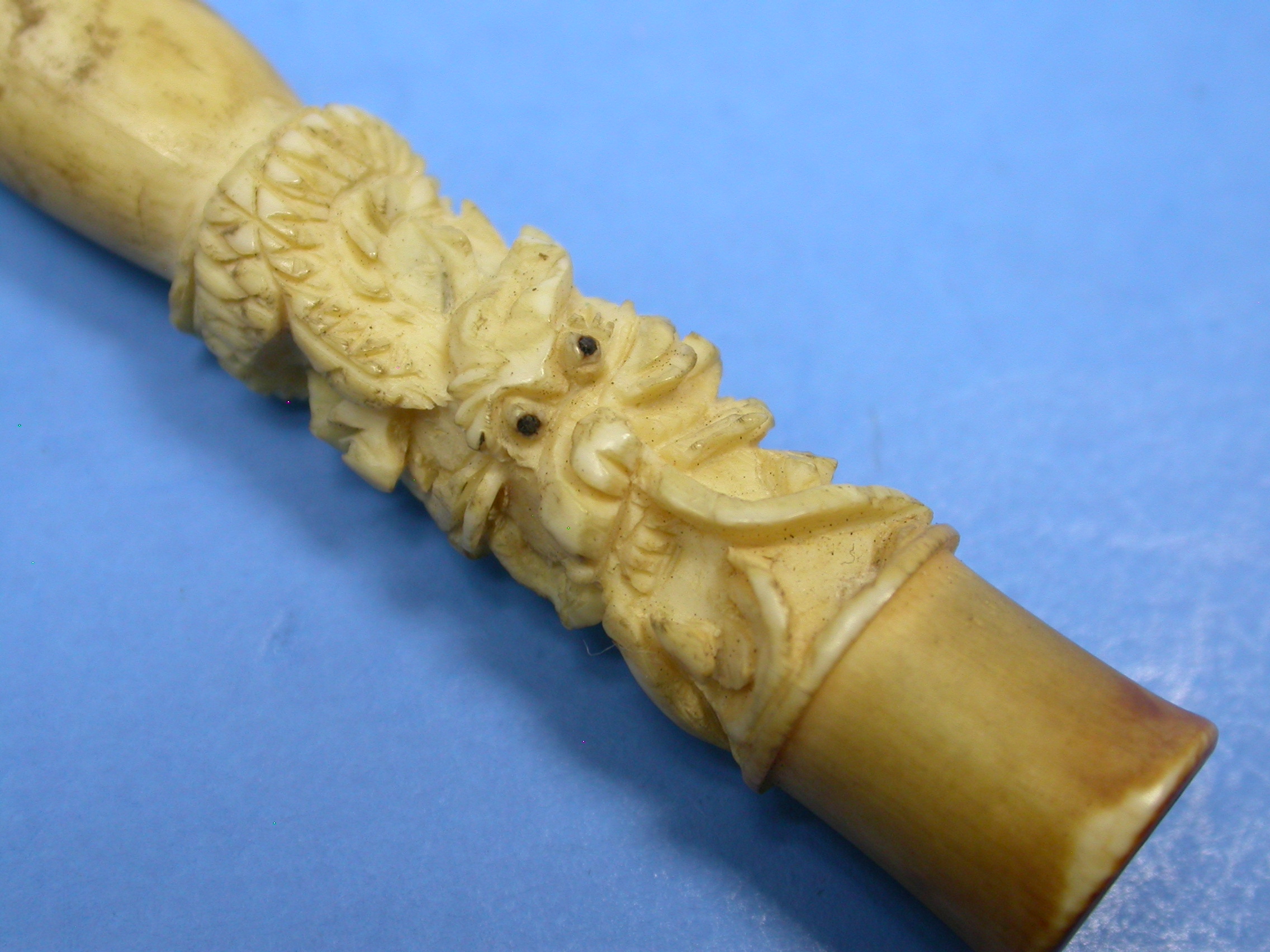 ivory cigarette holder value Vintage BEAUTIFUL Hand Carved Bone Cigarette