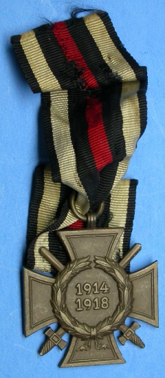 German Military World War II era M1914-15 Hindenberg Cross Medal