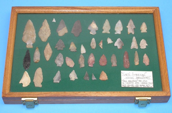 Set of Native American Arrow Heads & Projectile Points