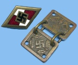German Gold Member Hitler Youth Pin and Dagger Chain Segment