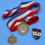 US Military Medal/Insignia Grouping