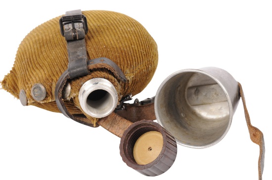 *German Military WWII era Canteen & Cup (JAS)