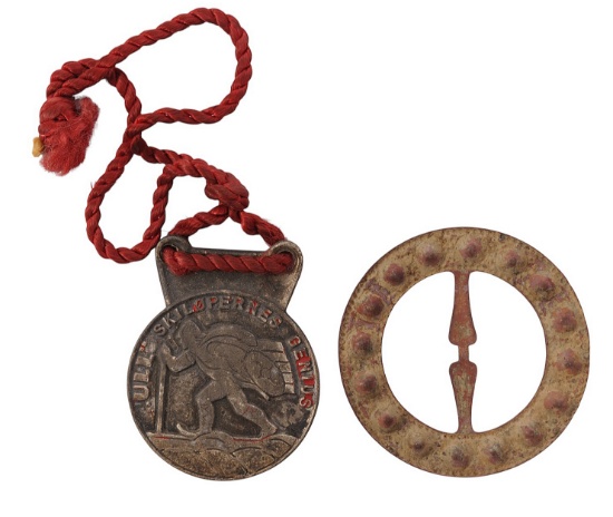 1943 Norwegian Ull Skilopernes Genius Medal and Antique Buckle (HKR)