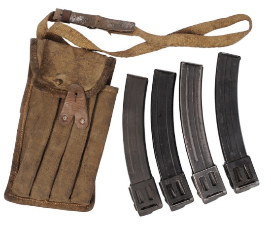 Soviet Russian World War II PPSH-41 7.62x25 Magazines & Pouch  (CWA)